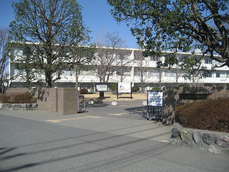 寄居城北高等学校