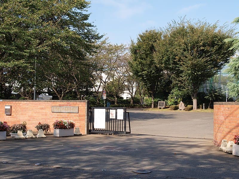 拝島高等学校