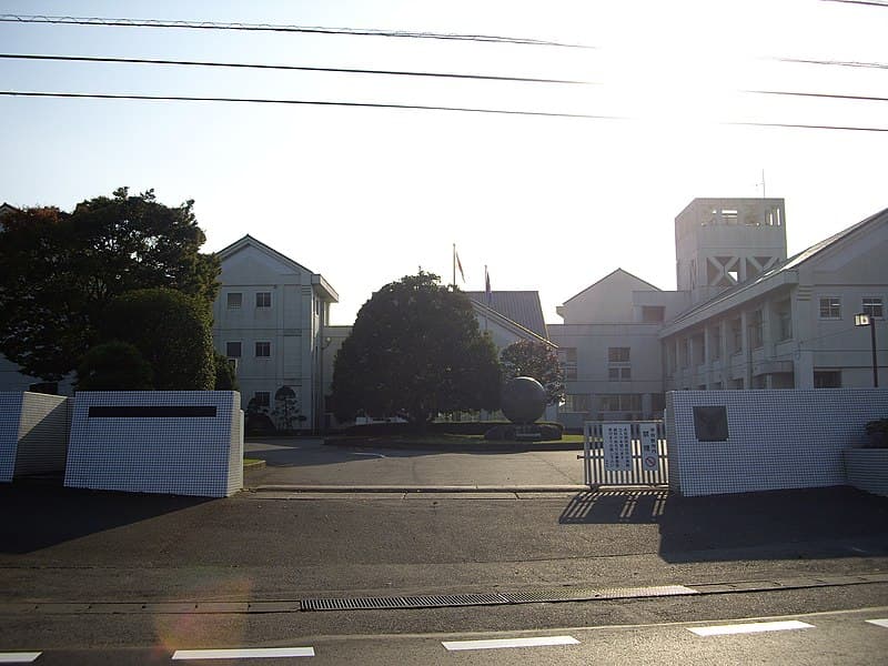 伊奈高等学校・普通科